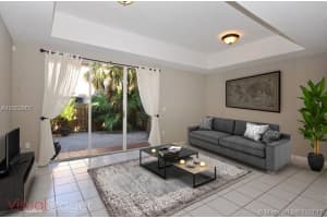11273 Nw 42 Ter, Doral