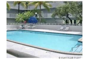 8251 Nw 8th St 411, Miami