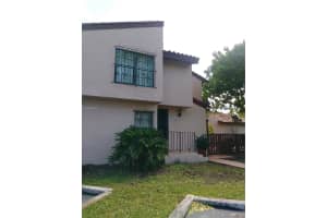 10582 Nw 8th Ln A4, Miami