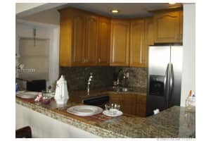 2420 Diana Dr 406, Hallandale Beach
