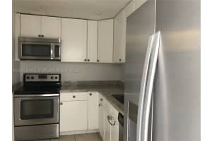 9301 Sw 92nd Ave 313b, Miami 9301 Sw 92nd Ave 313b, Miami
