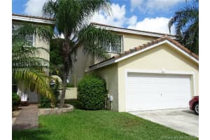 4101 W Silverado Cir, Davie