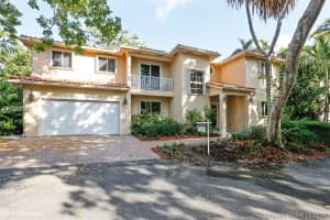 6602 Mimosa Ct, South Miami