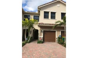 5891 Nw 56th Pl 5891, Tamarac