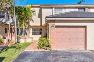 15457 Sw 110th Ter, Miami