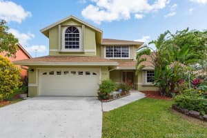 7110 Nw 44th Ln, Coconut Creek