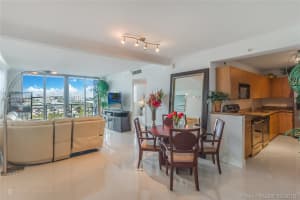 401 69th St 913, Miami Beach