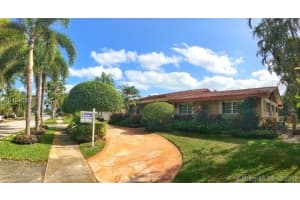 2180 Ne 204th St, Miami
