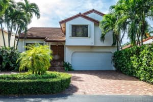 11716 Sw 107th Ln, Miami