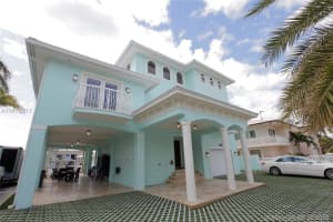 398 Laguna, Other City - Keys/Islands/Caribbean