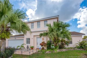 9508 Nw 53rd St, Sunrise