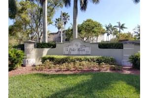 7410 Nw 4th Street 304, Plantation