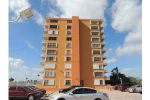 2450 Ne 135th St 307, North Miami