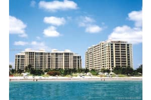430 Grand Bay Dr 905, Key Biscayne