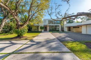 5490 Hammock Dr, Coral Gables