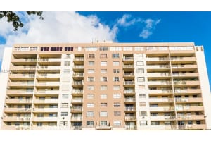 4675 W 18th Ct 503, Hialeah