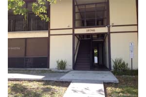 19746 Sw 103rd Ct 105, Cutler Bay