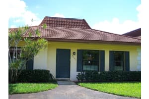 2363 Sw 70th Ter 29, Davie