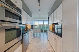 5025 Collins Ave 1402, Miami Beach