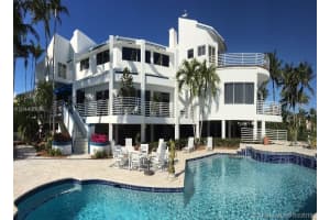 6946 Sunrise Court, Coral Gables