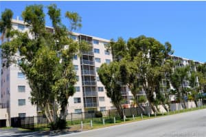 1251 Ne 108th St 323, Miami
