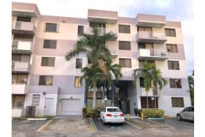 8251 Nw 8th St 419, Miami