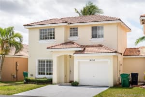 16218 Sw 100th Ter -, Miami