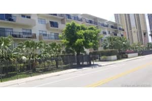 250 181st Dr 408, Sunny Isles Beach