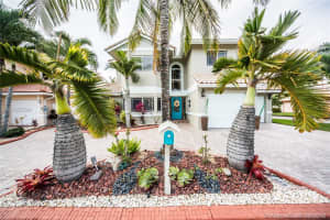 11701 Sw 10th St, Pembroke Pines