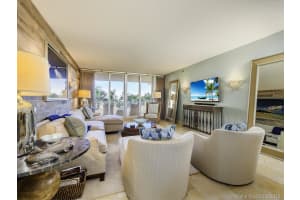 799 Crandon Blvd 505, Key Biscayne