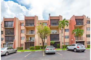 13707 Kendale Lakes Cir Ph11 (411), Miami 13707 Kendale Lakes Cir Ph11 (411), Miami