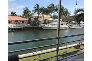 2935 Ne 163rd St 2m, North Miami Beach
