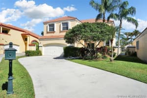 1408 Harbour Side Dr, Weston