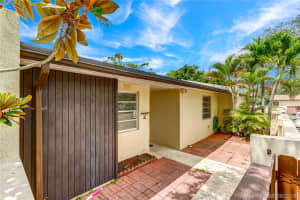 13808 Kendale Lakes Dr 13808, Miami