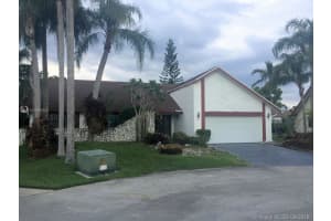 8017 Nw 83rd Way, Tamarac