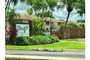 5090 S University Dr, Davie