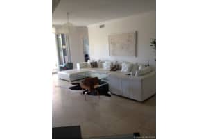 749 Crandon Bl 211, Key Biscayne