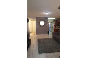 3254 W 70th St 102, Hialeah