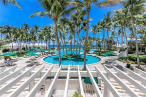 737 Crandon Blvd Ph-1, Key Biscayne