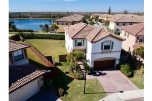 8750 Nw 115th Ct, Doral