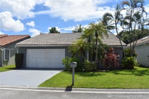 5612 American Cir, Delray Beach