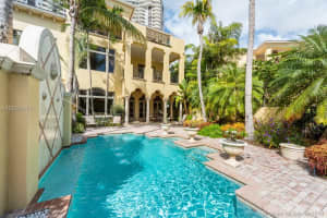 1506 Island Blvd 1506, Aventura