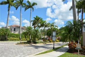 4303 Sw 84th Ter, Davie