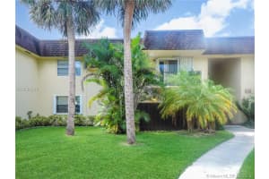 13720 Sw 90th Ave 24, Miami