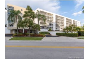 17801 N Bay Rd 504, Sunny Isles Beach