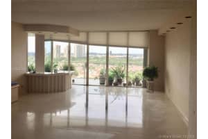 19500 Turnberry Way 12c, Aventura