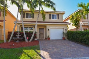 8962 Sw 215th Ln, Cutler Bay