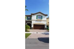 11525 Nw 88th Ln, Doral