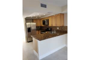 8410 Sw 154th Cir Ct 605, Miami