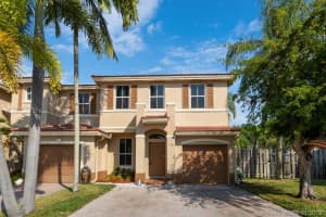 196 Riverwalk Cir, Sunrise